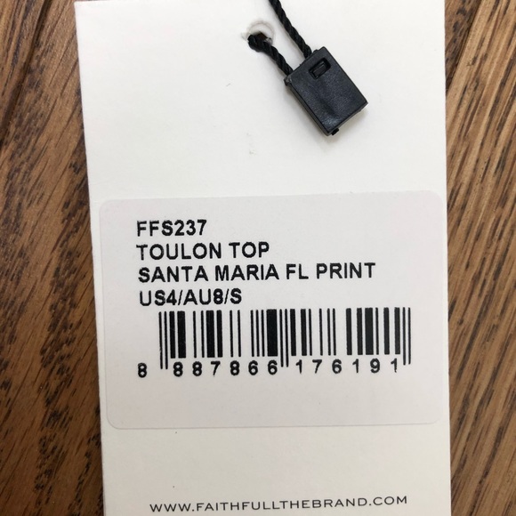 NWT Faithfull The Brand Toulon top in Santa Maria print - Picture 6 of 7